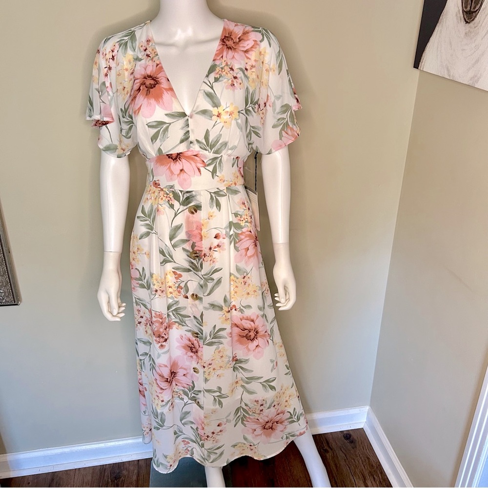 Leith White Floral Flutter Sleeve Midi/Maxi Dress - Picture 2 of 12